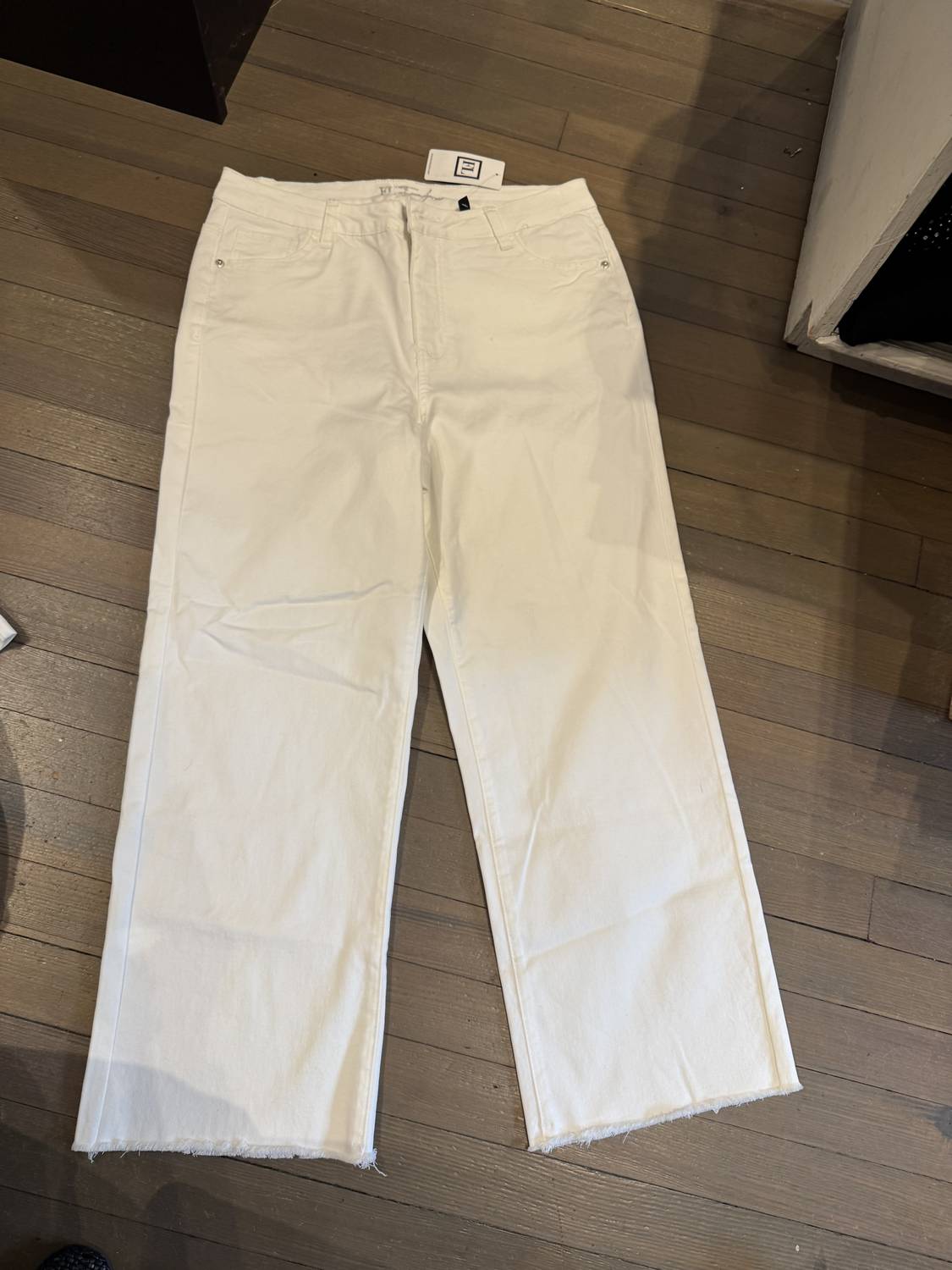 Frank Lyman - Raw Hem Denim Jean