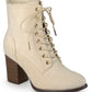 Bota feminina Baylor com cadarço Journee Collection, marrom, tamanho 5,5 M