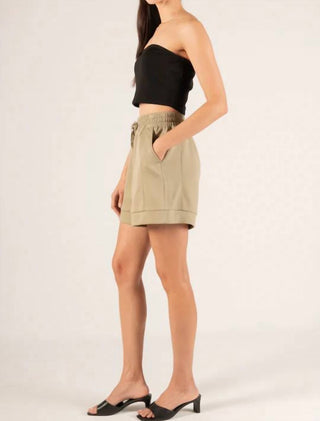 P. Cill - Willa Bandeau