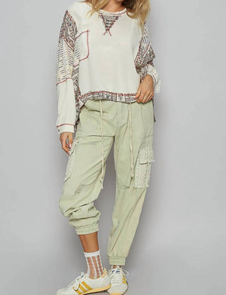 Pol - Blusa Floral Contrastante
