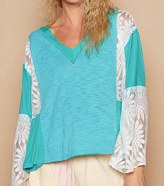 Pol - Lacey Bell Sleeve Top