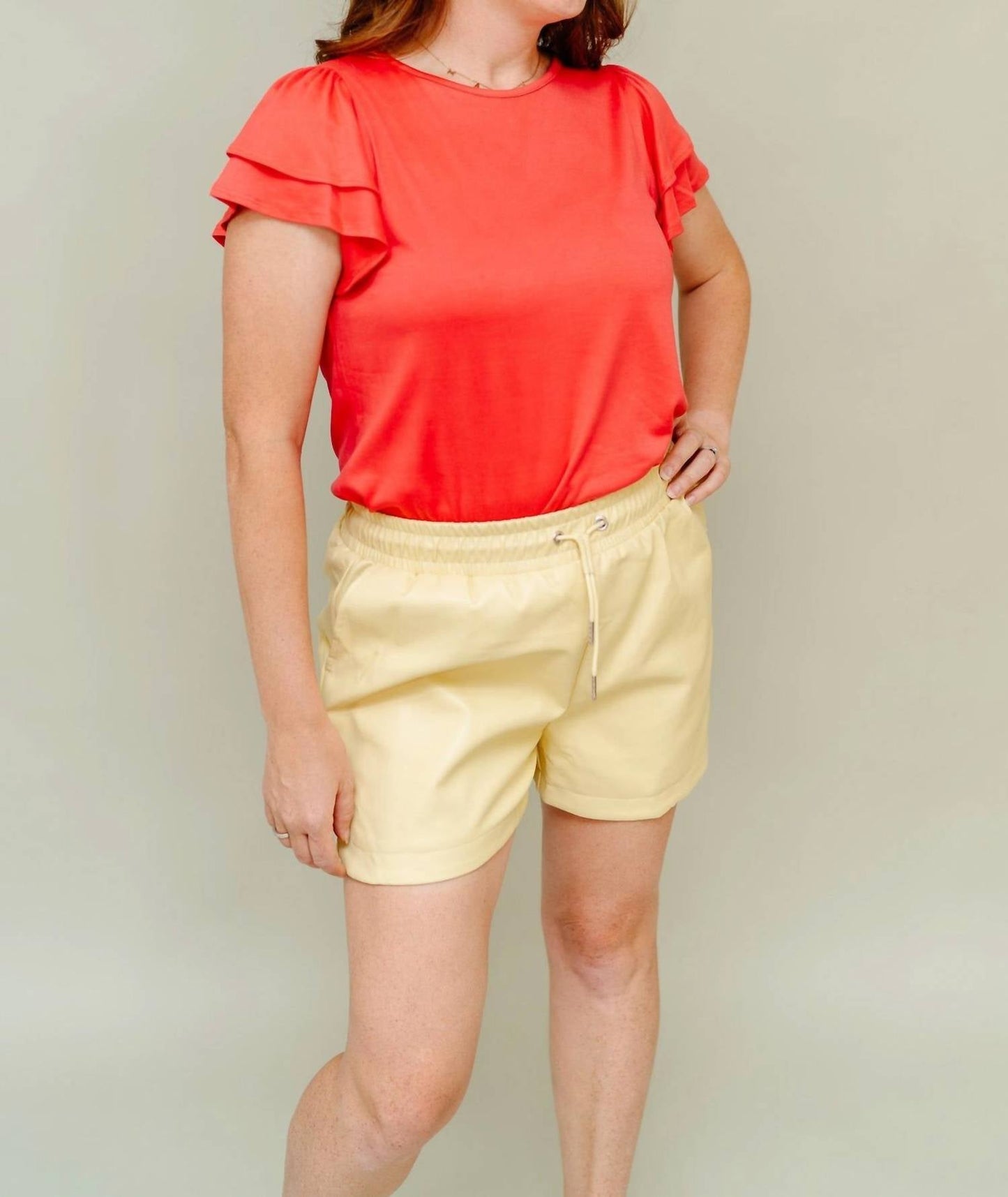 Crst - Shorts de couro sintético Lindsay