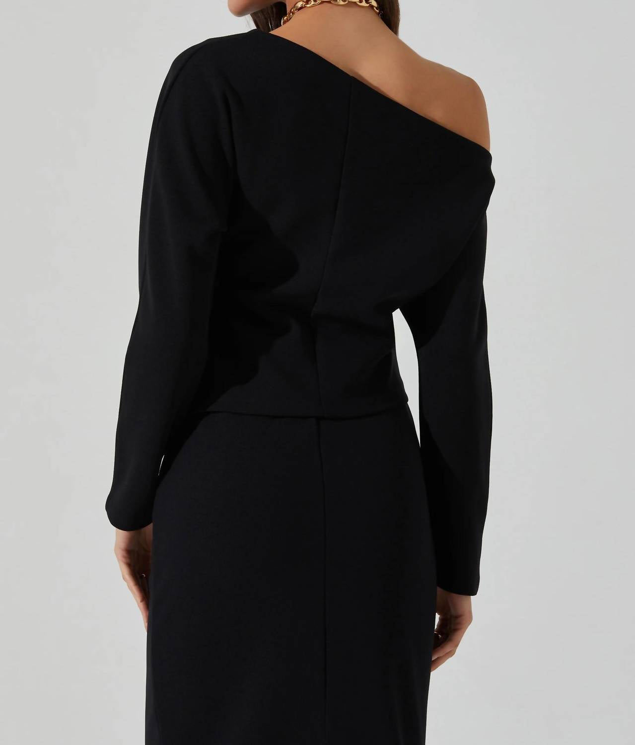 Astr - Kana Off Shoulder Asymmetric Top