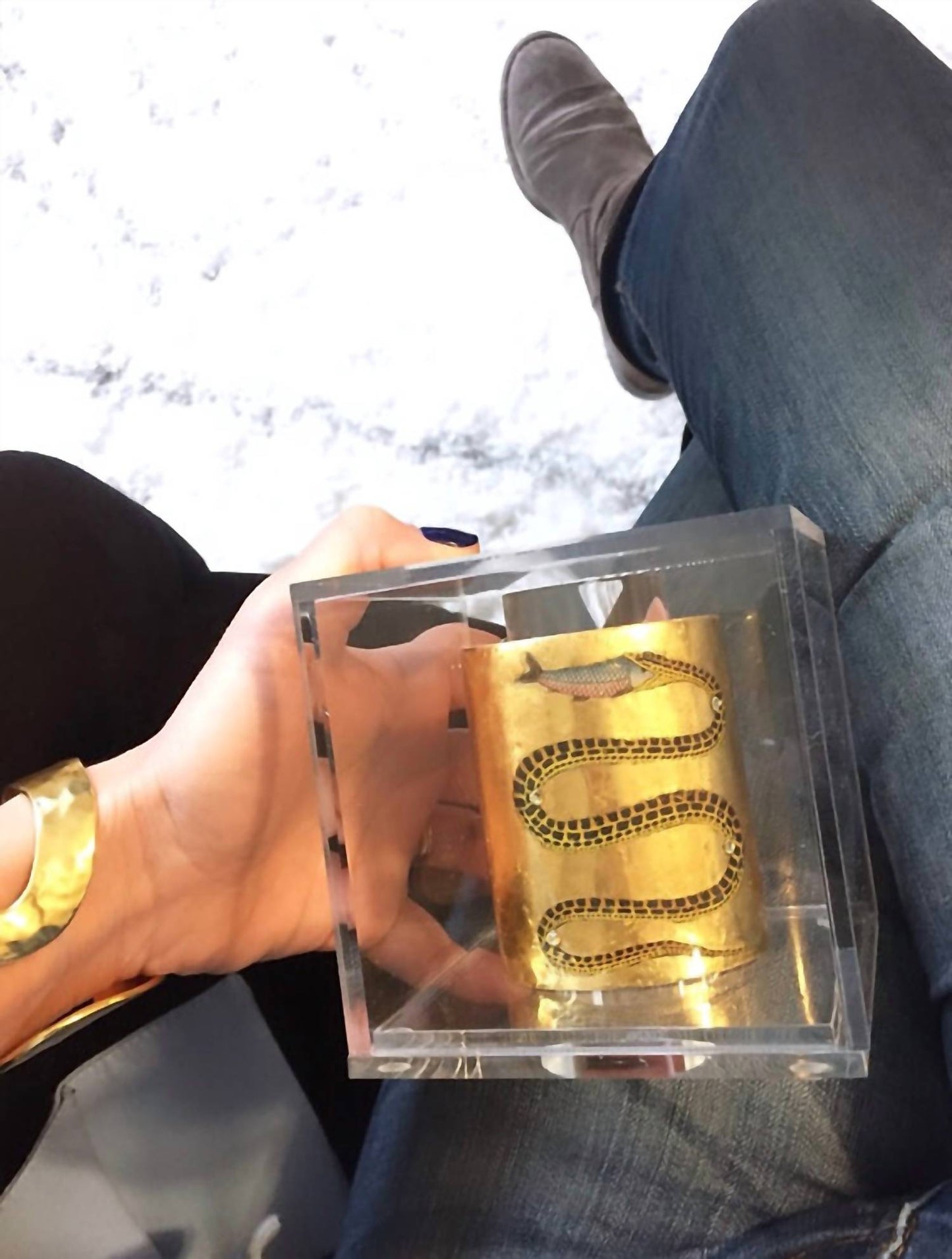 Avenue Chic - Women's Gold Leaf Snake Cuff