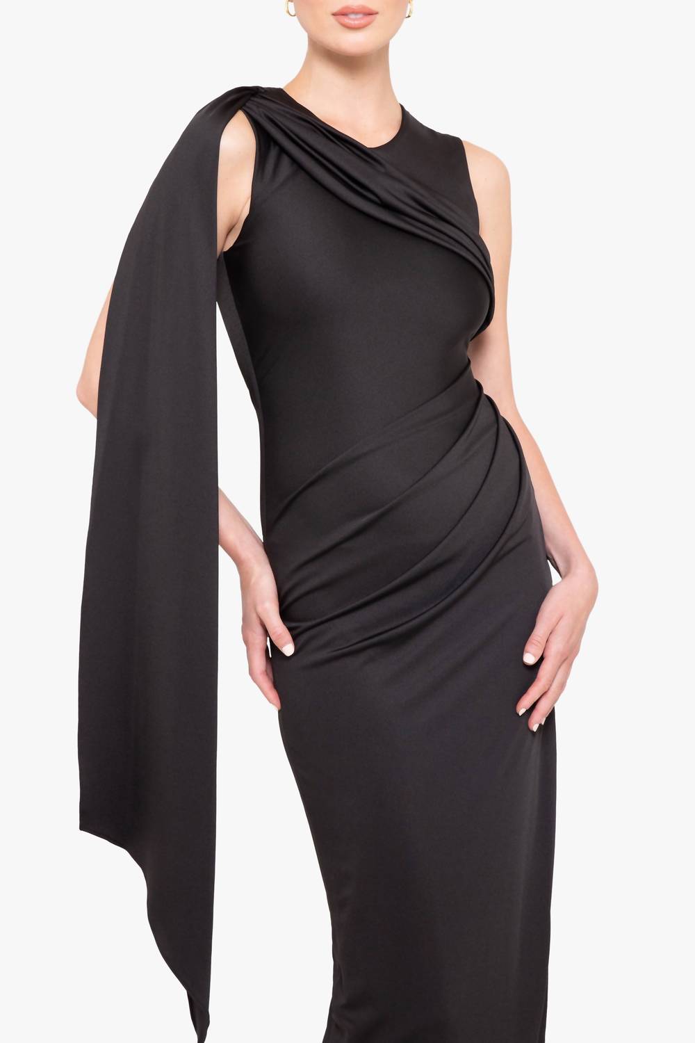 Black Halo - Aruna Gown