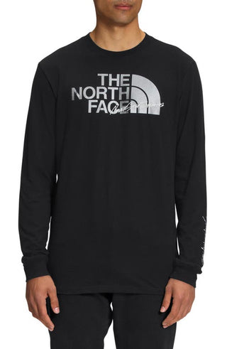 The North Face Long Sleeve Cotton Graphic Tee - Small