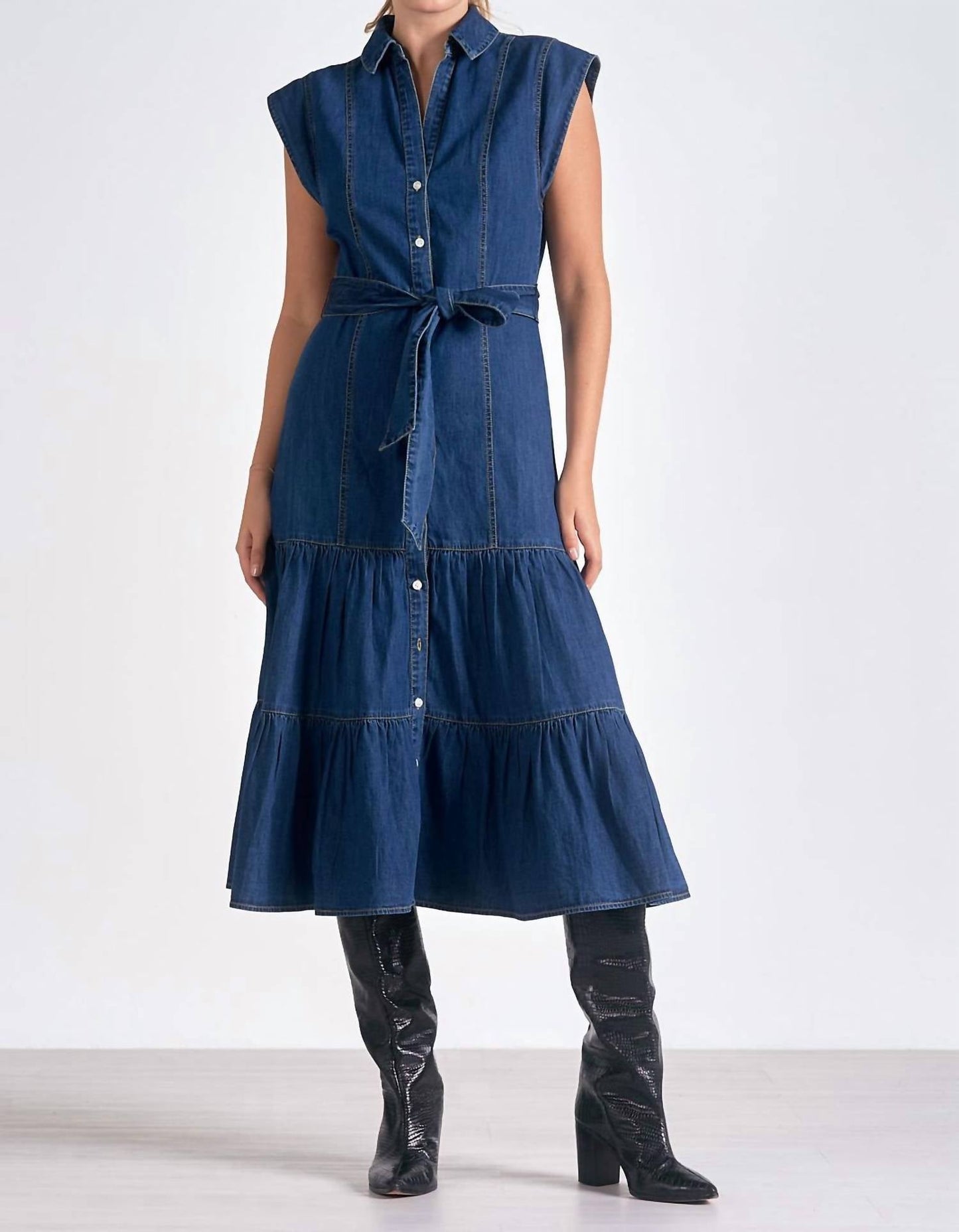 Elan - Midi Cap Sleeve Dress