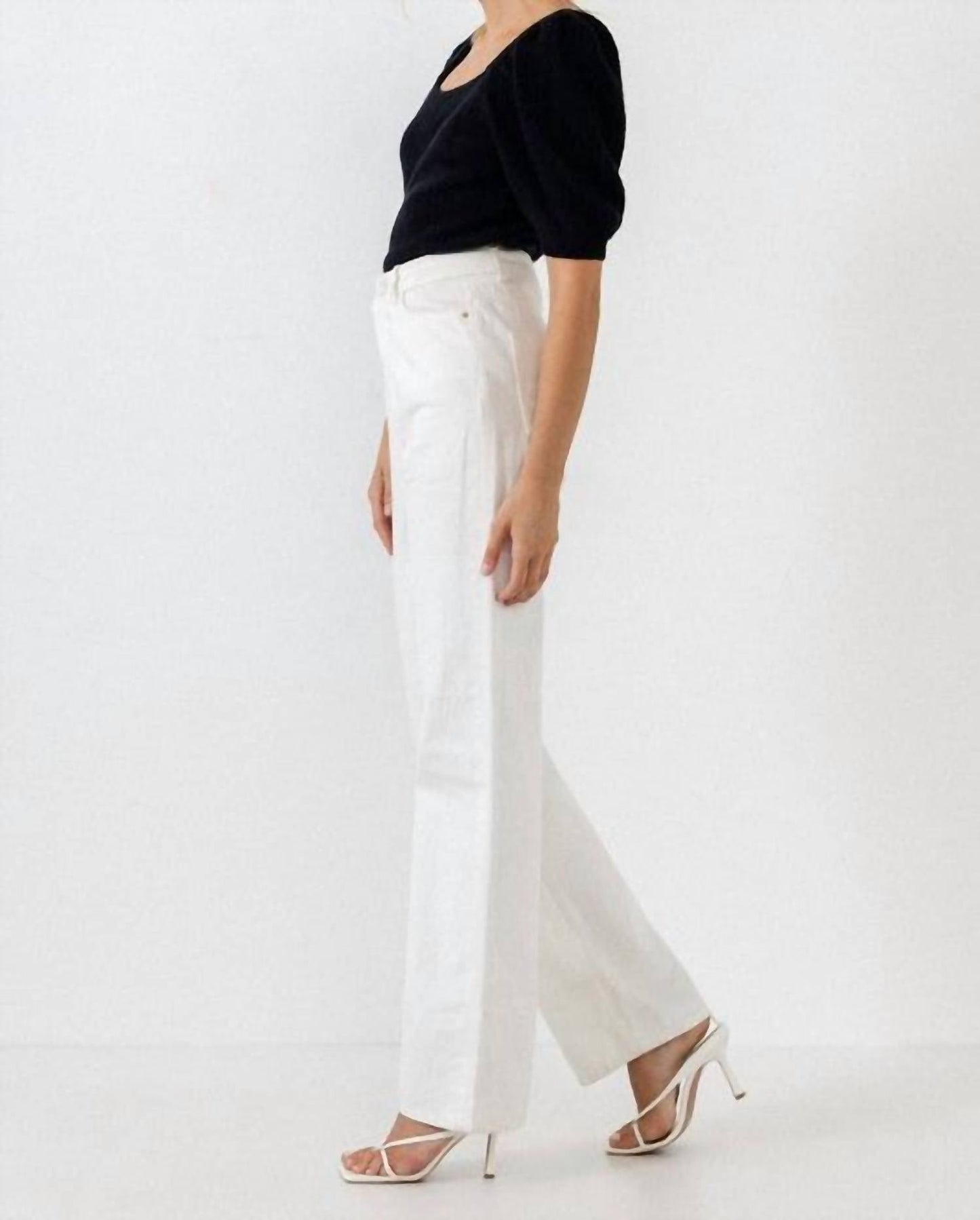 2.7 August Apparel - Puff Sleeve Sweater