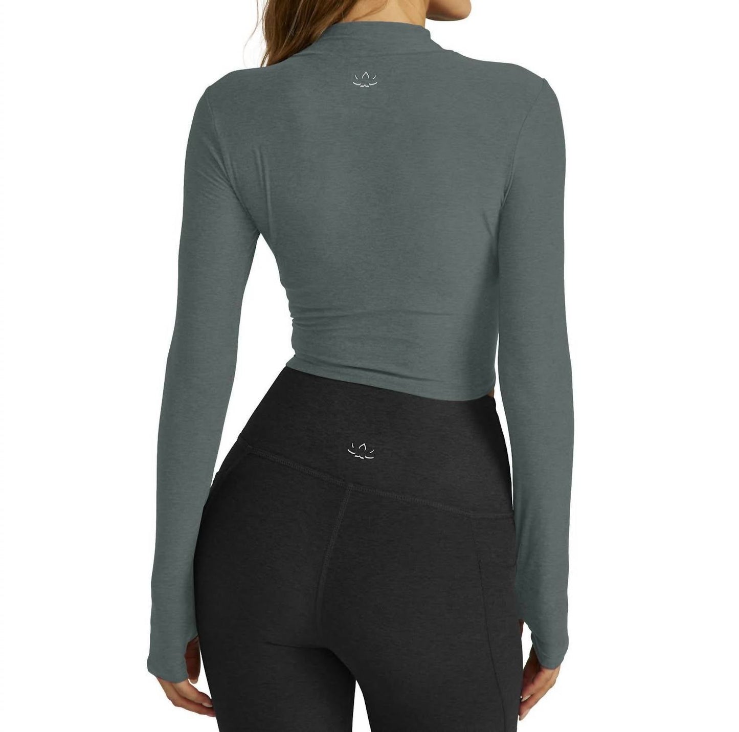 Beyond Yoga - Featherweight Moving On Cropped Pullover