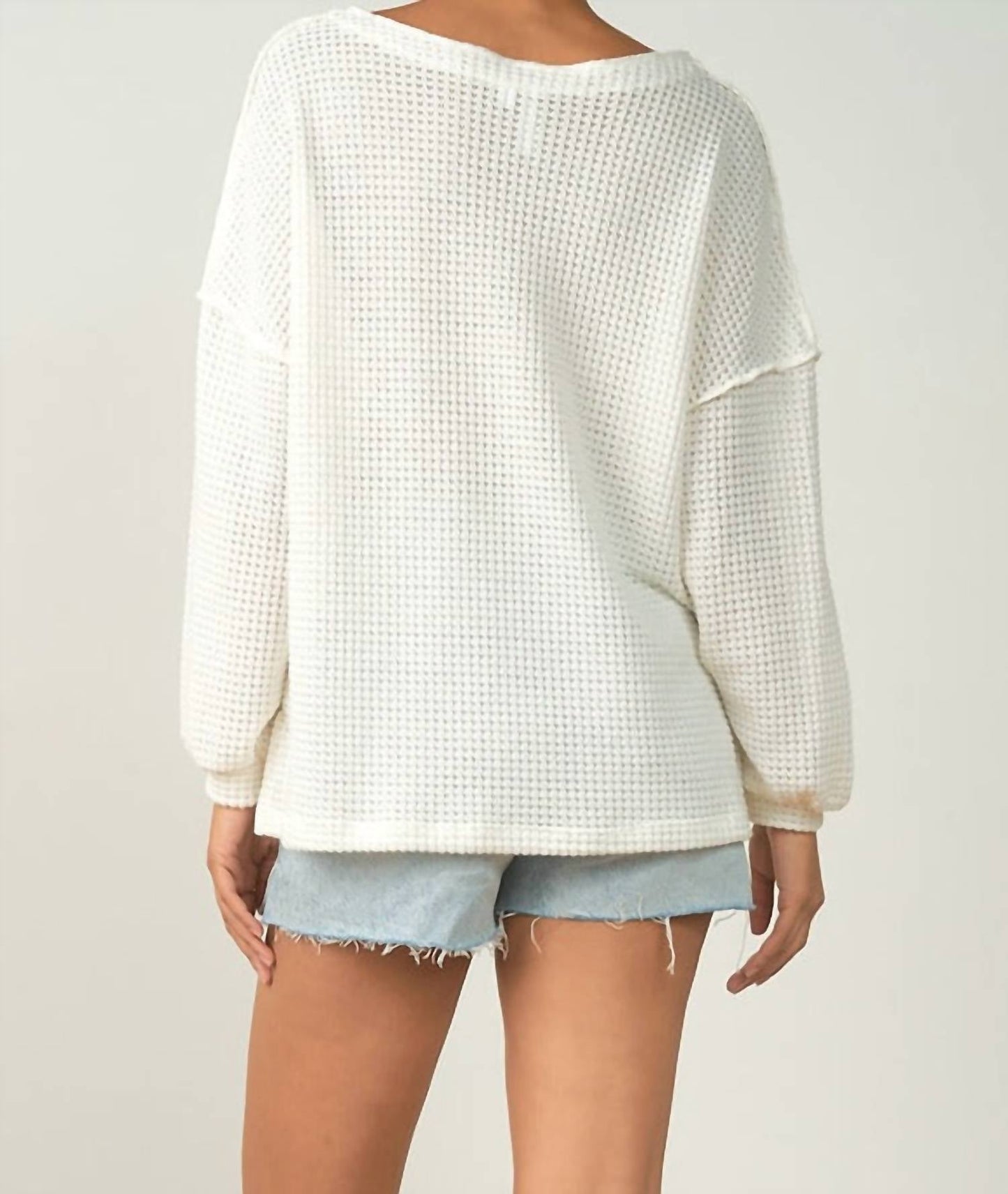 Elan - LONG SLEEVE V-NECK FRONT THERMAL SWEATER