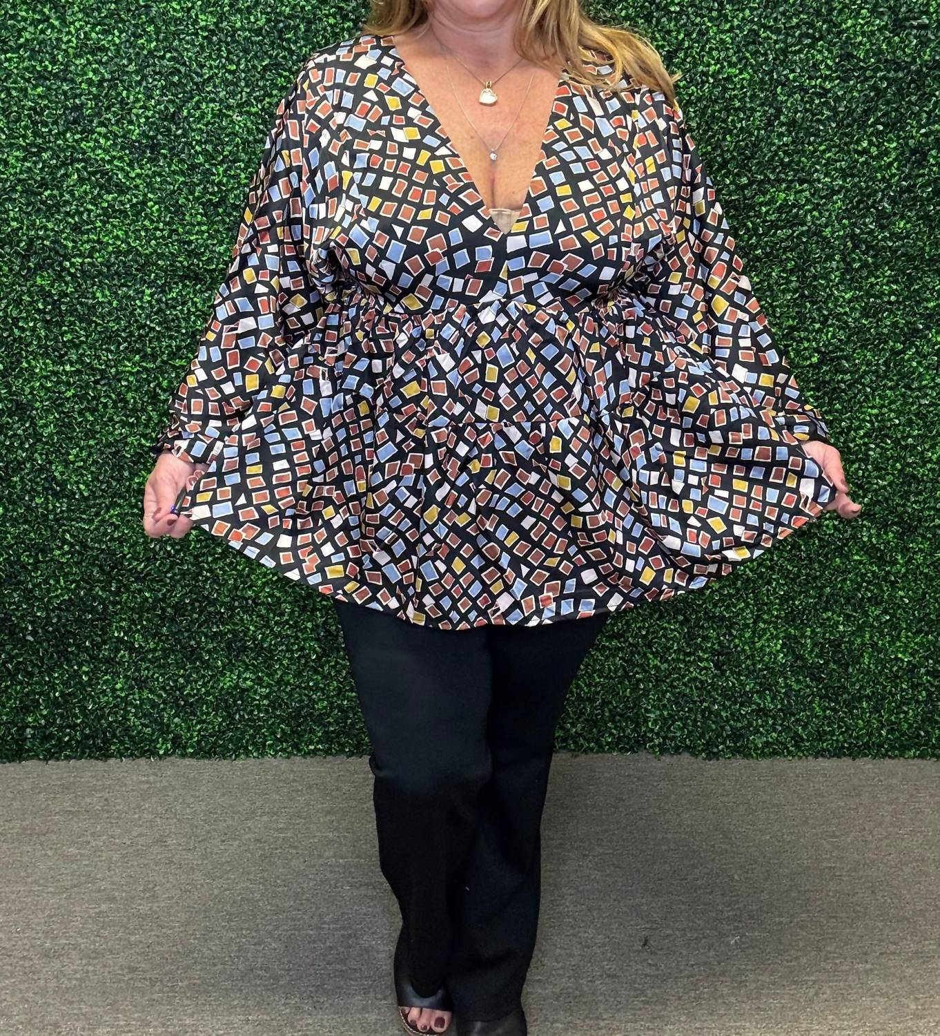 Entro - Check Me Out Blouse