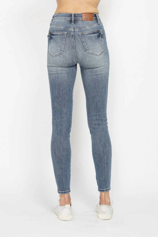 Judy Blue - Calça jeans skinny com controle de barriga e lavagem contrastante tamanho normal