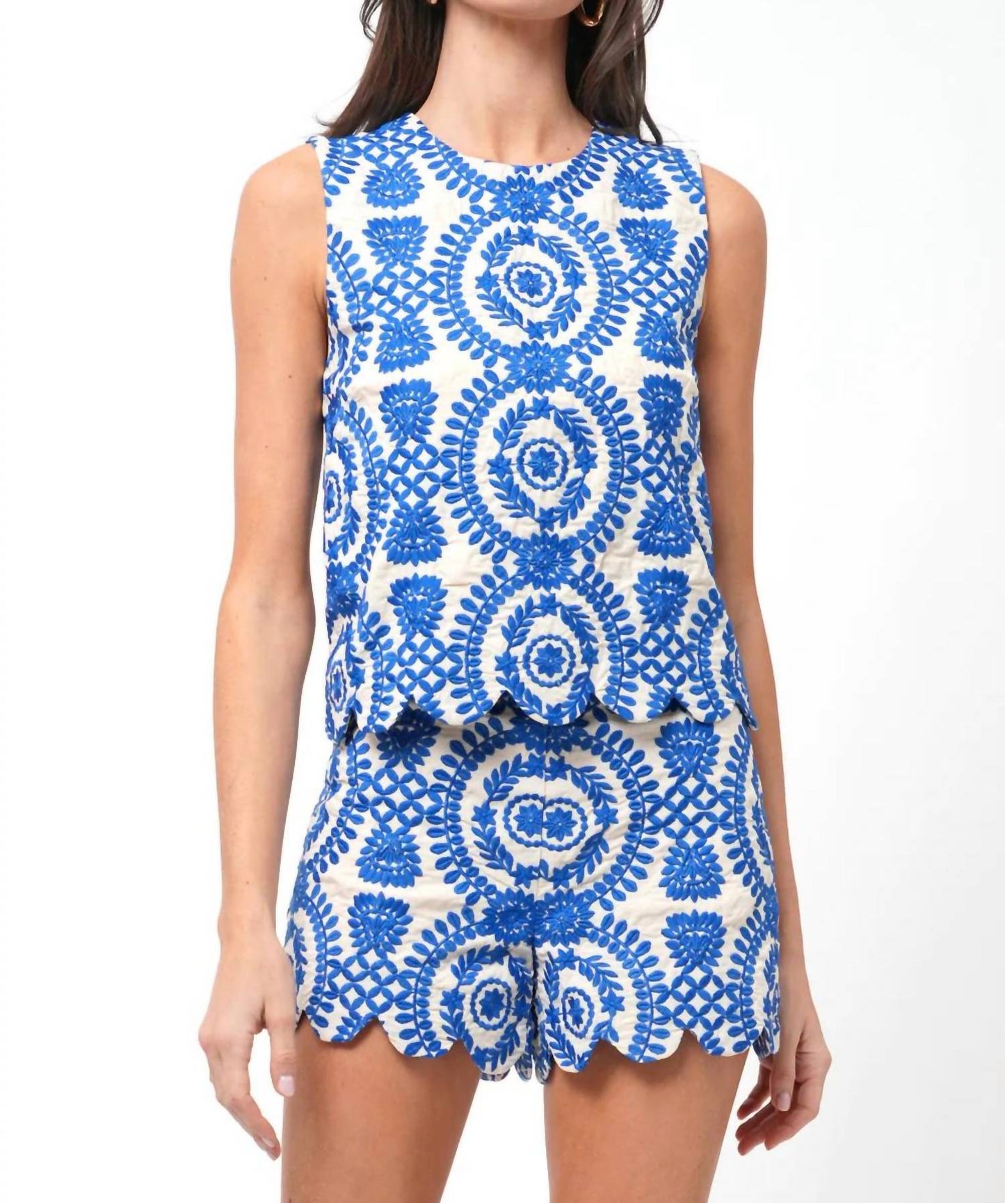 Adelyn Rae - Joanne Scalloped Embroidered Tailored Shorts