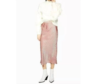 Topshop - Saia midi de cetim com listras enviesadas