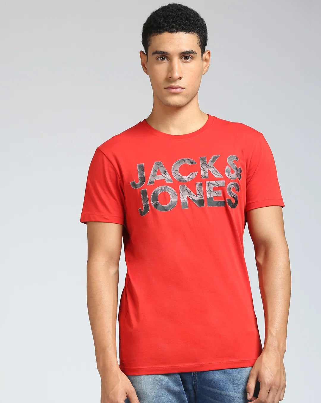 Camiseta masculina Jack &amp; Jones com estampa gráfica e gola redonda, manga curta, vermelha escura, tamanho médio