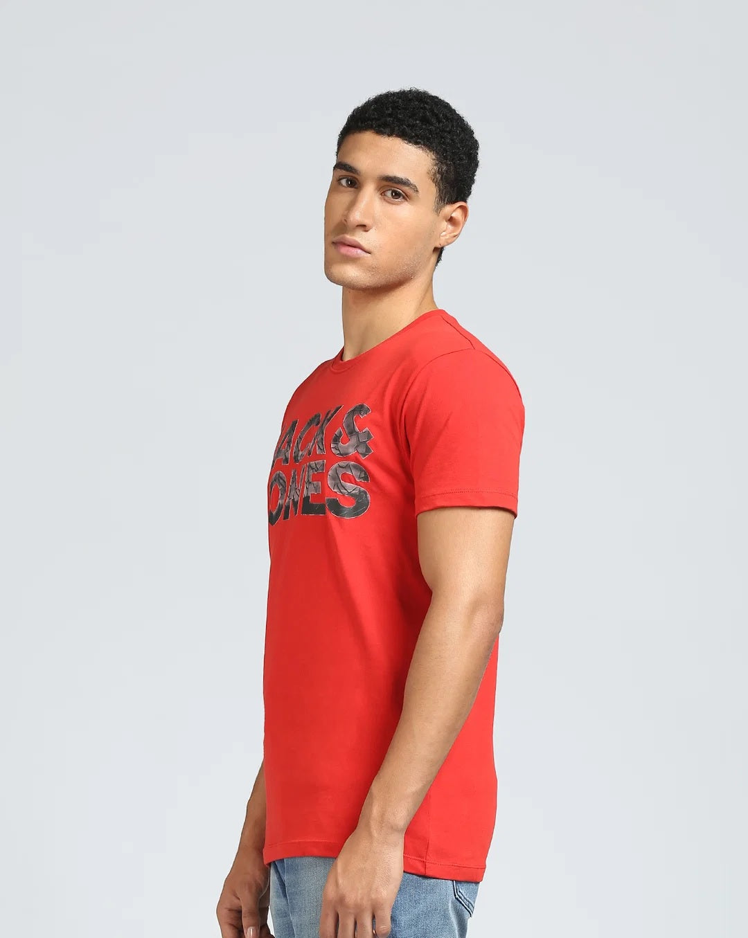 Camiseta masculina Jack &amp; Jones com estampa gráfica e gola redonda, manga curta, vermelha escura, tamanho médio