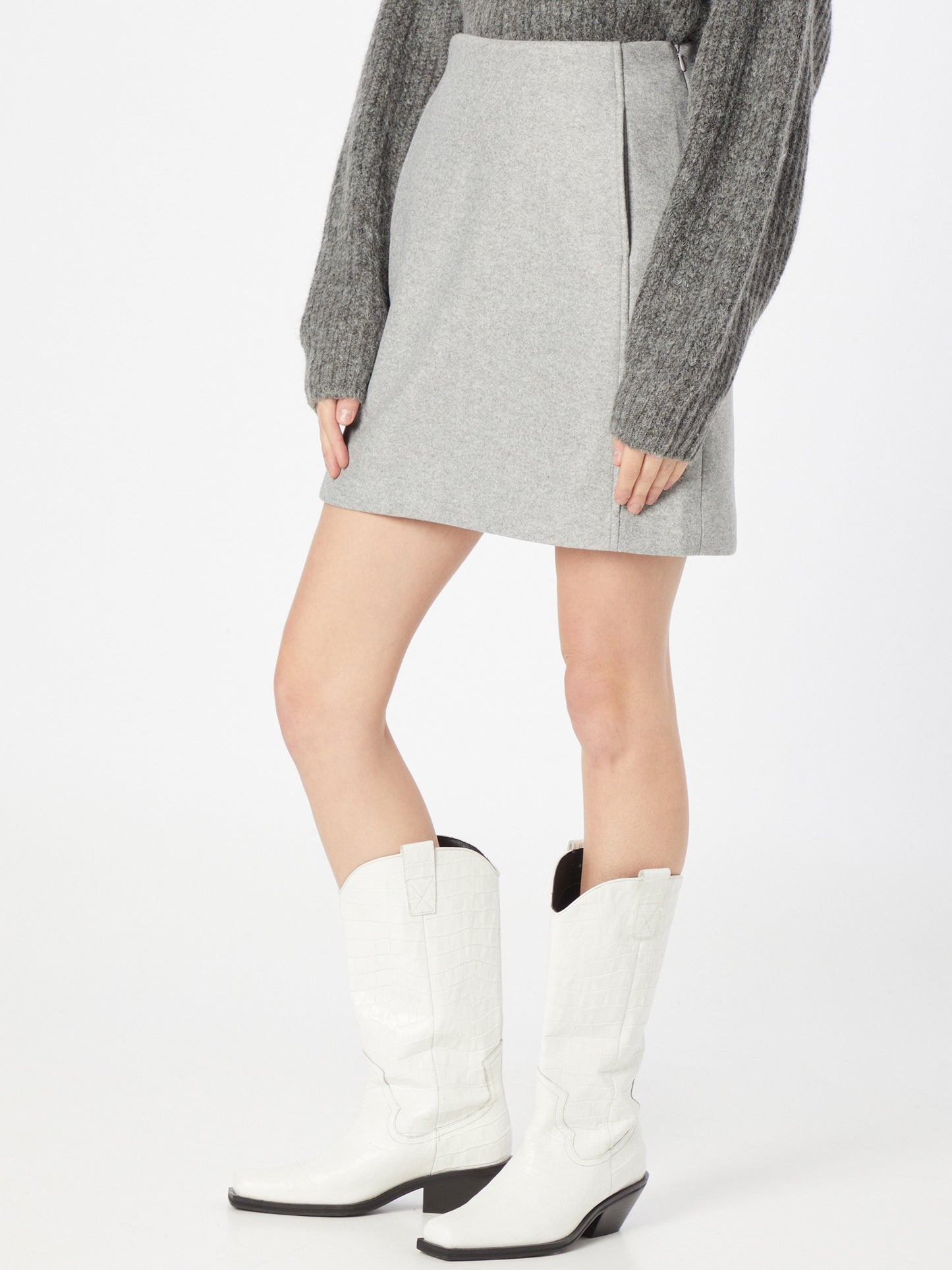 Minissaia reta reciclada feminina VERO MODA cinza tamanho grande