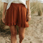 VERO MODA Shorts feminino com babados e bainha marrom, tamanho X-S