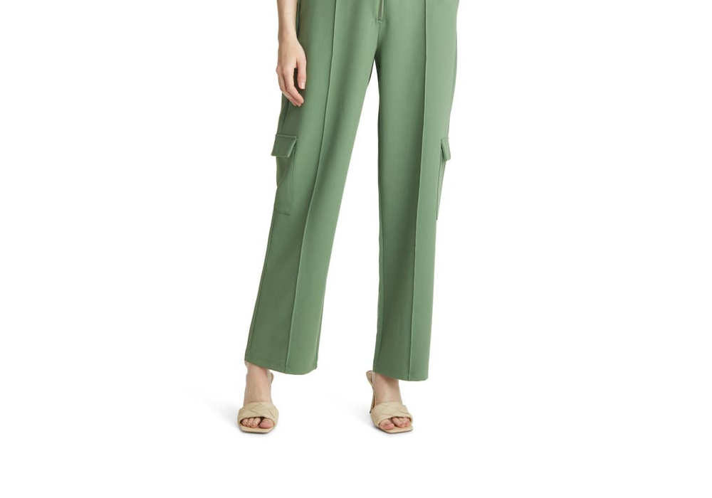 Calça cargo feminina de cintura alta com confrei VERO MODA tamanho pequeno