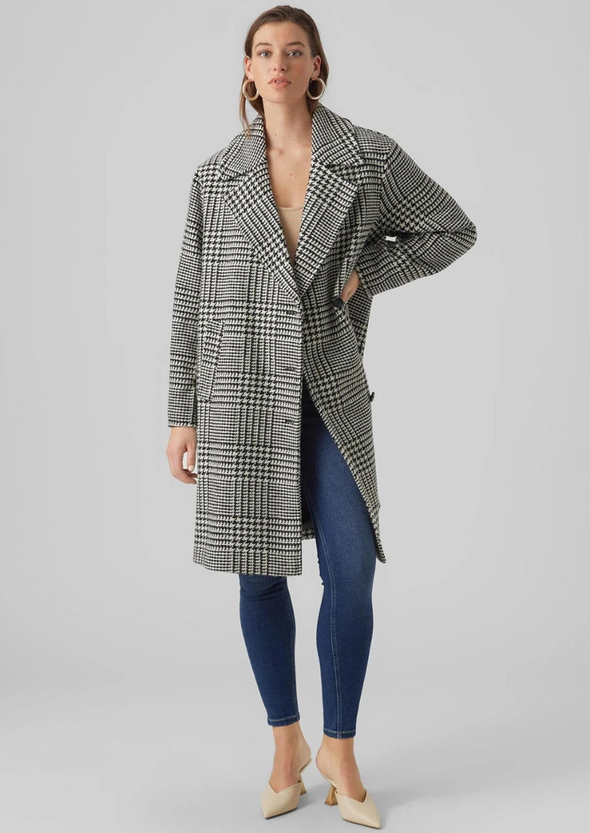 Casaco Vero Moda Hanna Notch Collar Preto Tamanho P