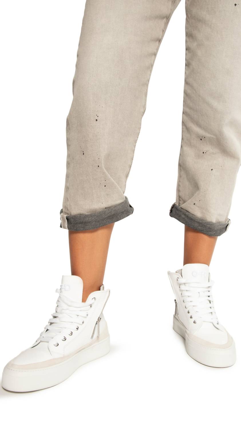 On This Day - Relaxed Cotton-stretch Denim Jeans