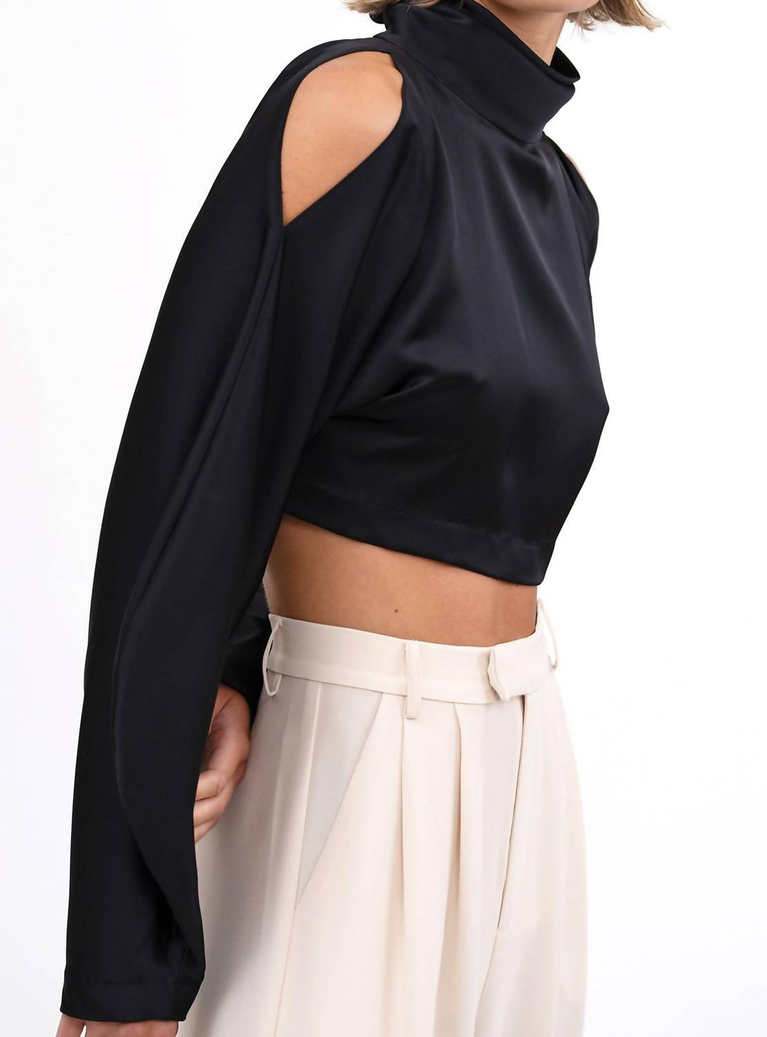 Nonchalant Label - Melanie Crop Top