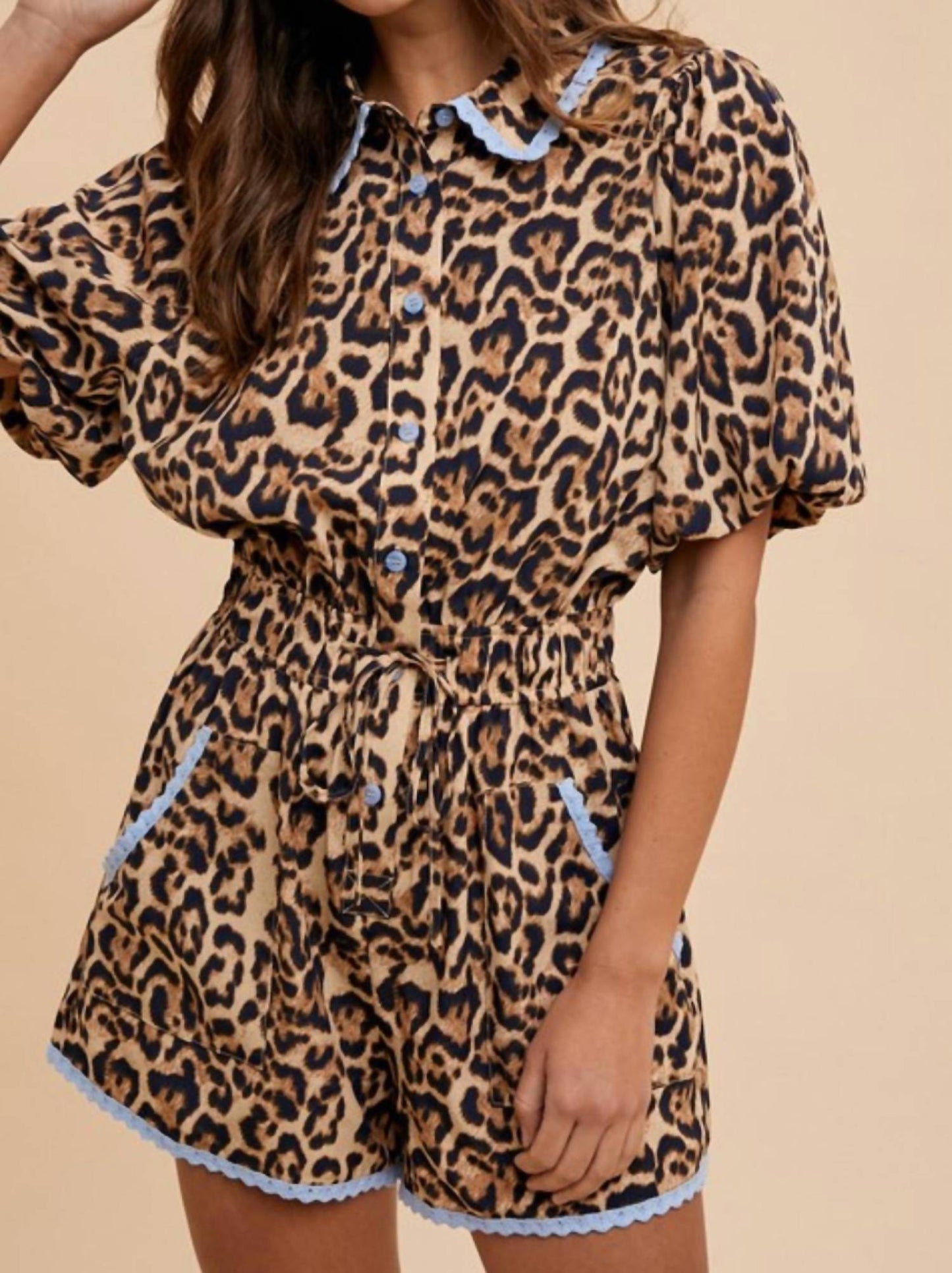 Anniewear - Lace Trimmed Leopard Print Button Down Romper
