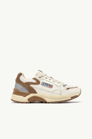 Autry - Women's Hyperway Low Sneaker