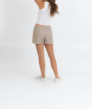 Level99 - Helen Short