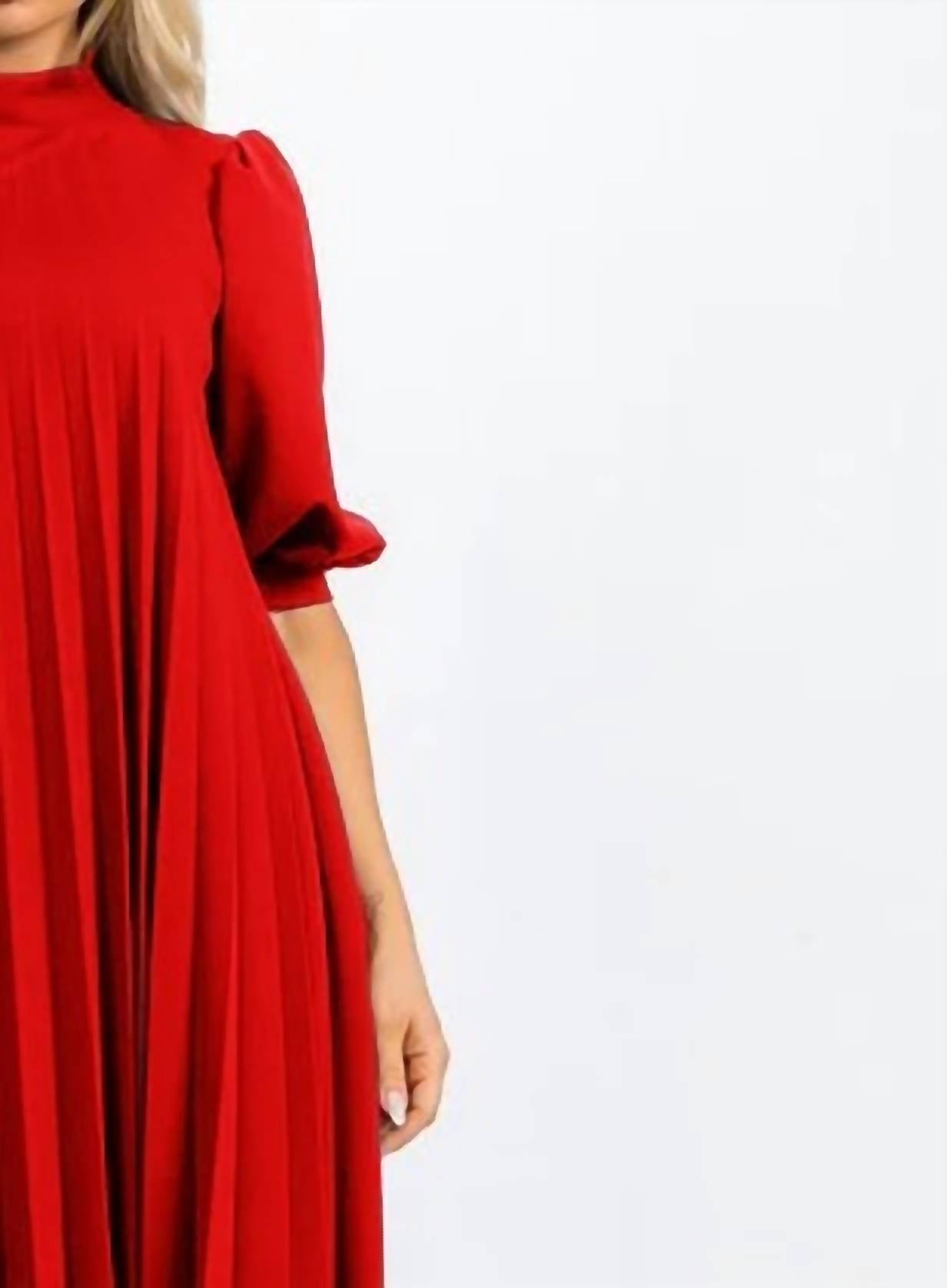 Viva Curvy - Mock Neck pleated dress