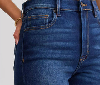 Hidden - Clean Stretch Dad Jean