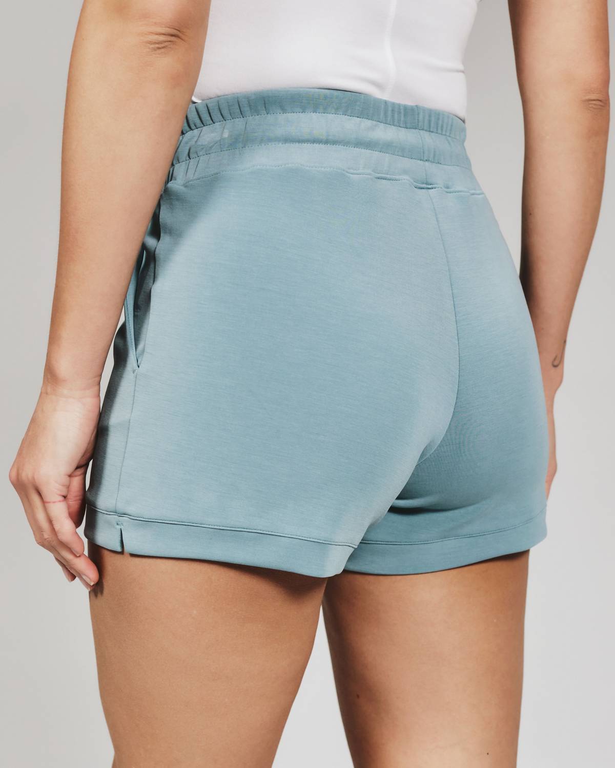 7Diamonds - Rev High Waist Short