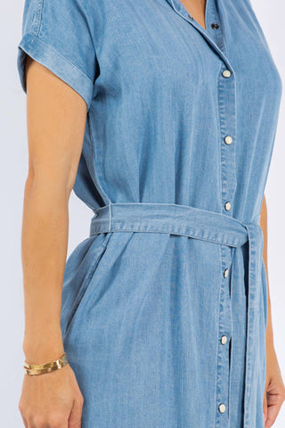 Paparazzi - Vestido camisa jeans tencel manga curta com cinto
