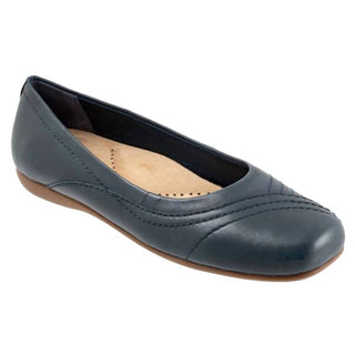 Trotters - Women's Sasha Slip-on Shoes