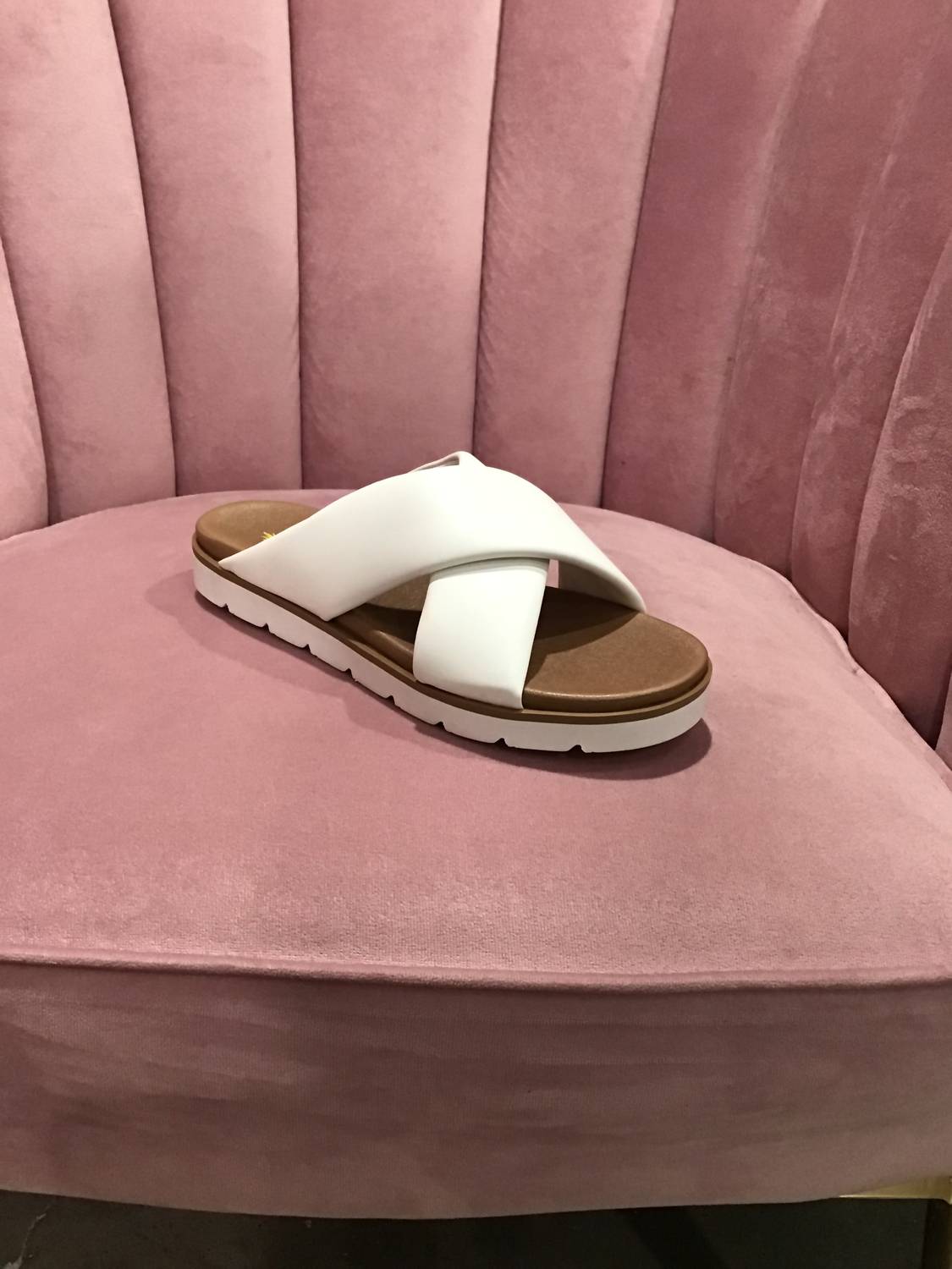 Volatile - Women's Aushan Criss Cross Sandal