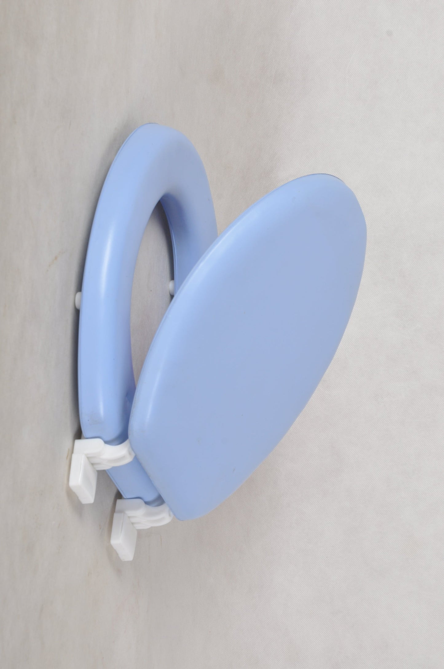 Assento sanitário redondo e macio J&amp;V Textiles com dobradiça fácil de limpar e trocar, acolchoado 