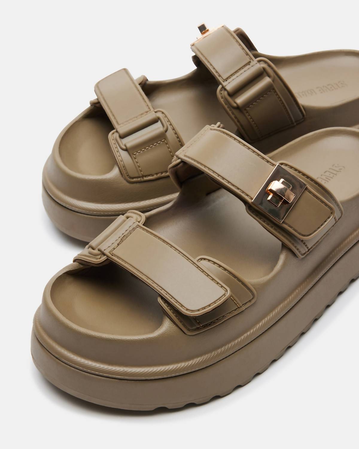 Steve Madden - Women's Bigschmona Jelly Sandal