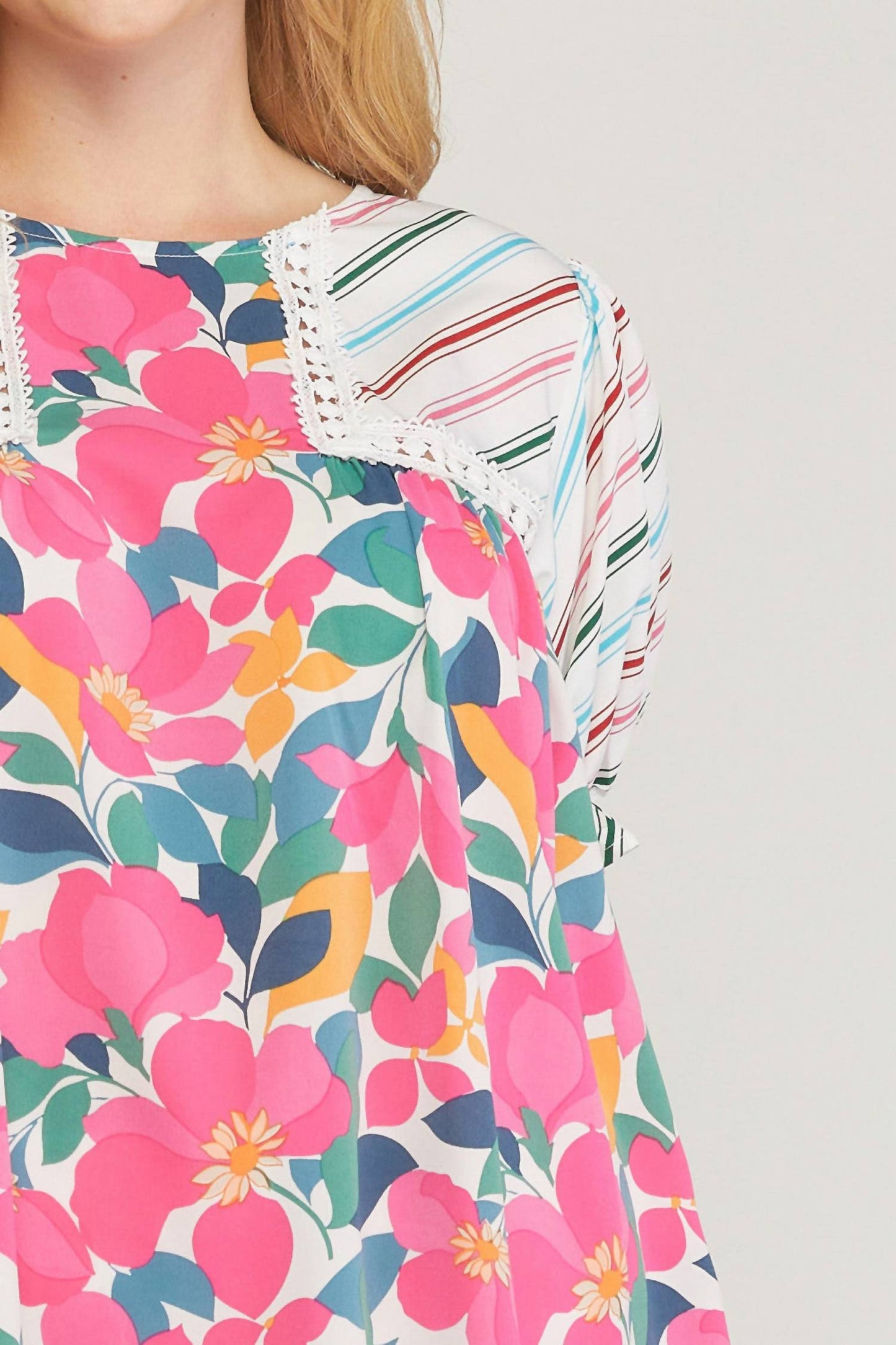 Entro - Mixed Print & Lace Blouse