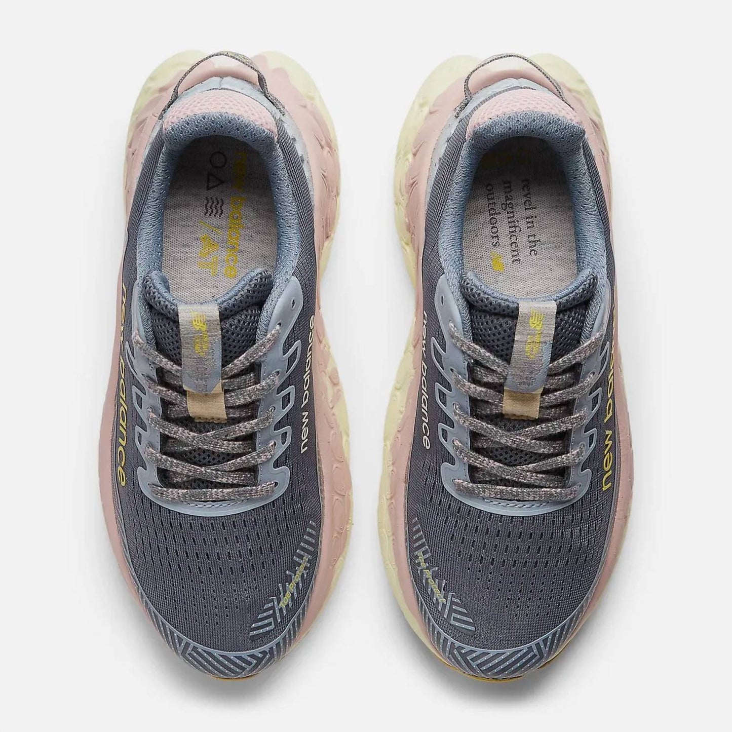 New Balance - Women's More Trail V3 - B - Cc3 Running Shoe