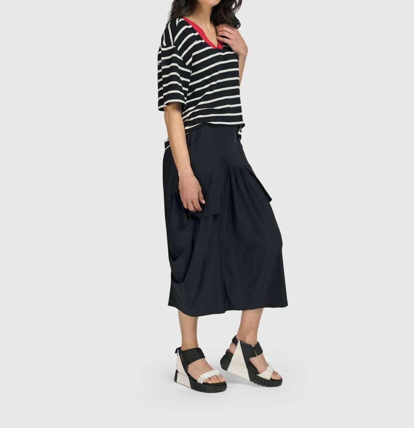 Alembika - Tekbika Gotta Have Art Skirt