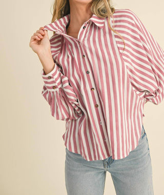 &amp;Merci - Blusa listrada com botões e manga morcego