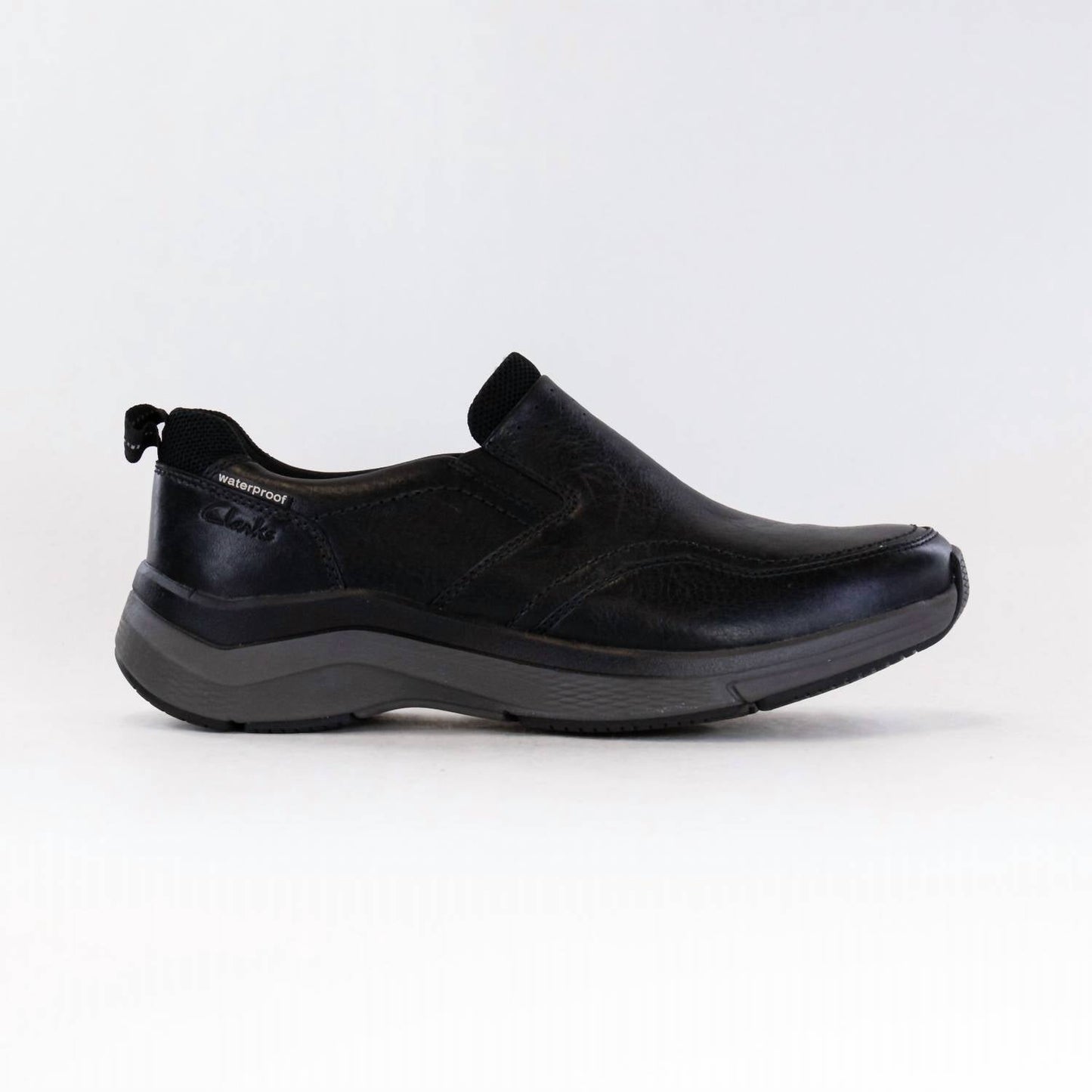 Clarks - Men's Wave Edge