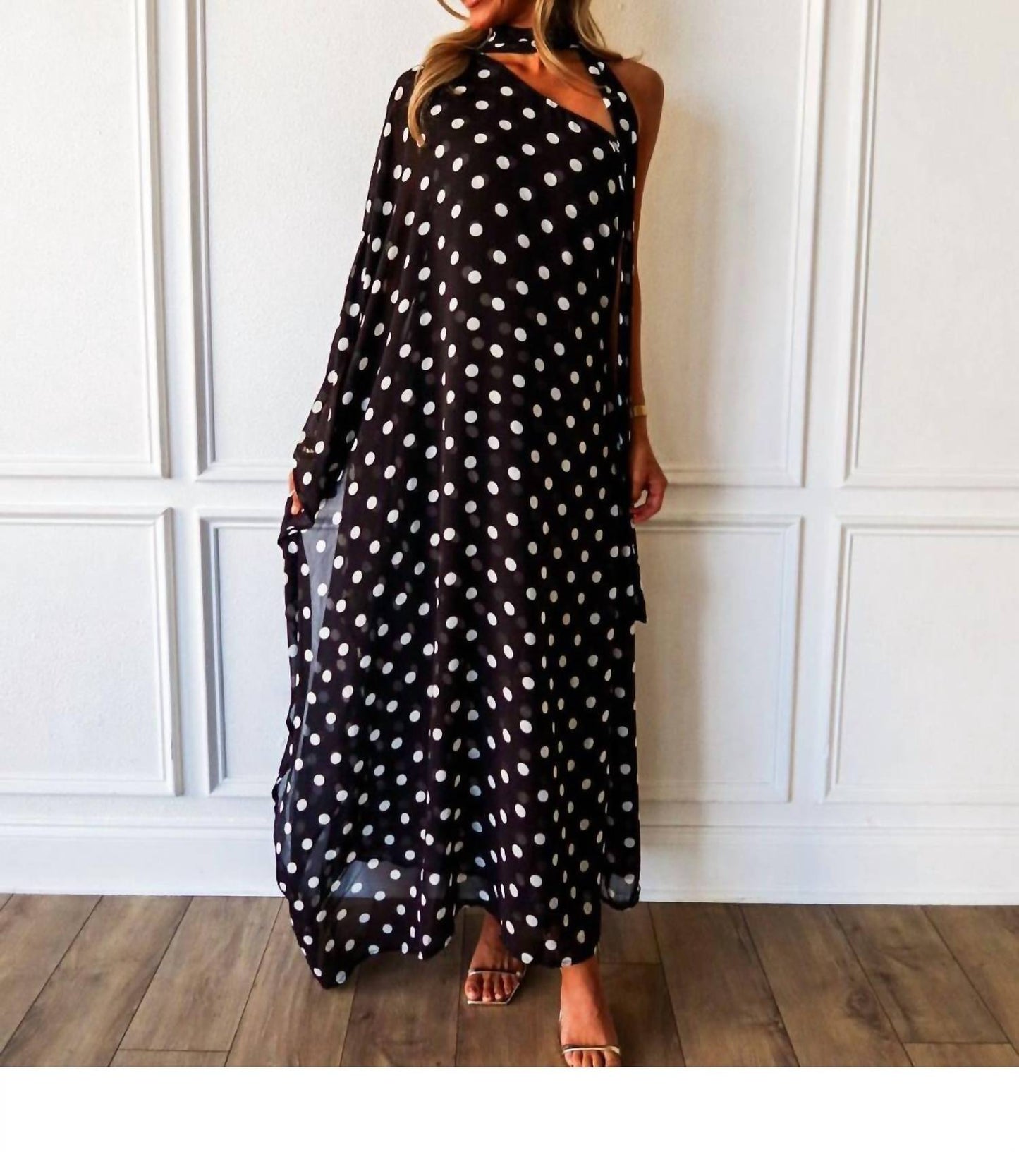 2.7 August Apparel - Spot Me Later Maxi Dress