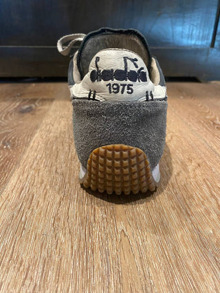 Diadora - Unisex Equipe H Dirty Stone Wash Evo Sneakers