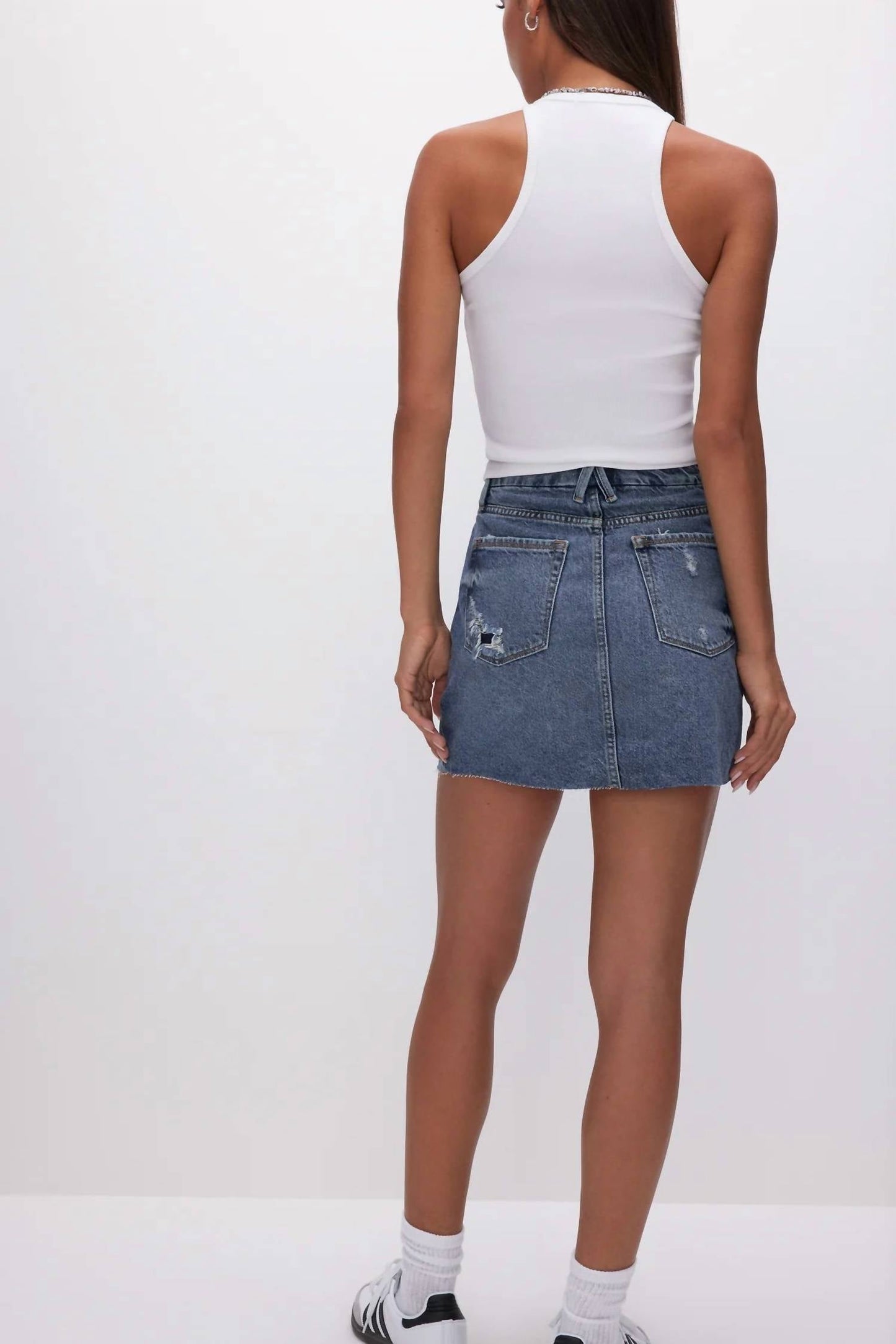 Good American - Cut Out Mini Skirt