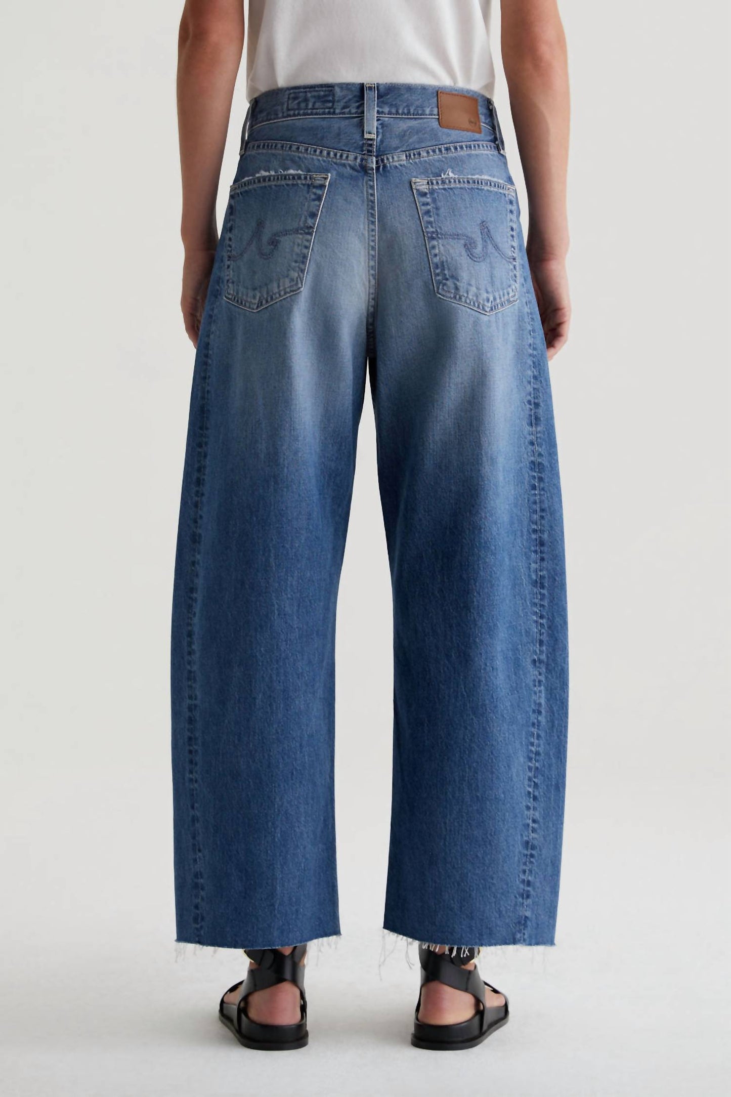 Ag Jeans - Hattie High Rise Crop Barrel Jeans