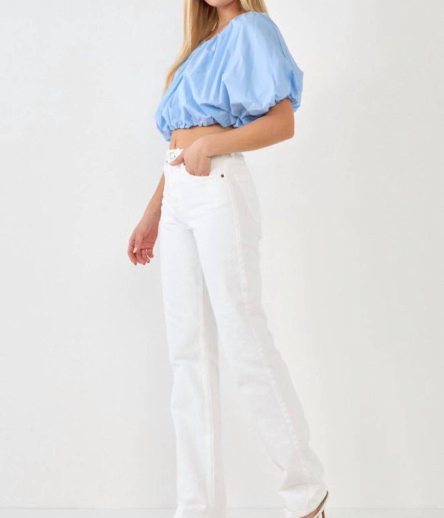 2.7 August Apparel - Puff Sleeves Blouse