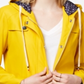Capa de chuva com capuz feminina Maison Jules, amarela, tamanho grande