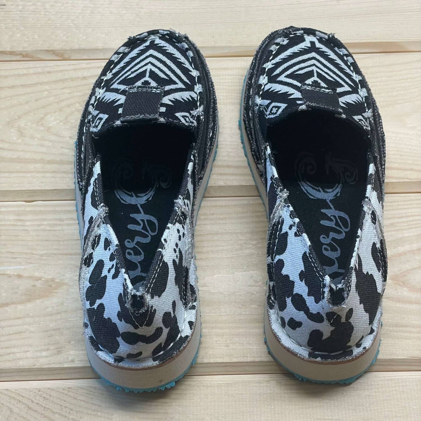 Very G - Women's Jen Slip-on Shoe