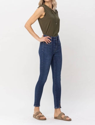 Judy Blue - Calça jeans skinny com cintura alta e fenda frontal